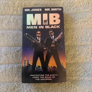 Men in Black VHS (1997) • Will Smith & Tommy Lee Jones • Sci-Fi Action Classic